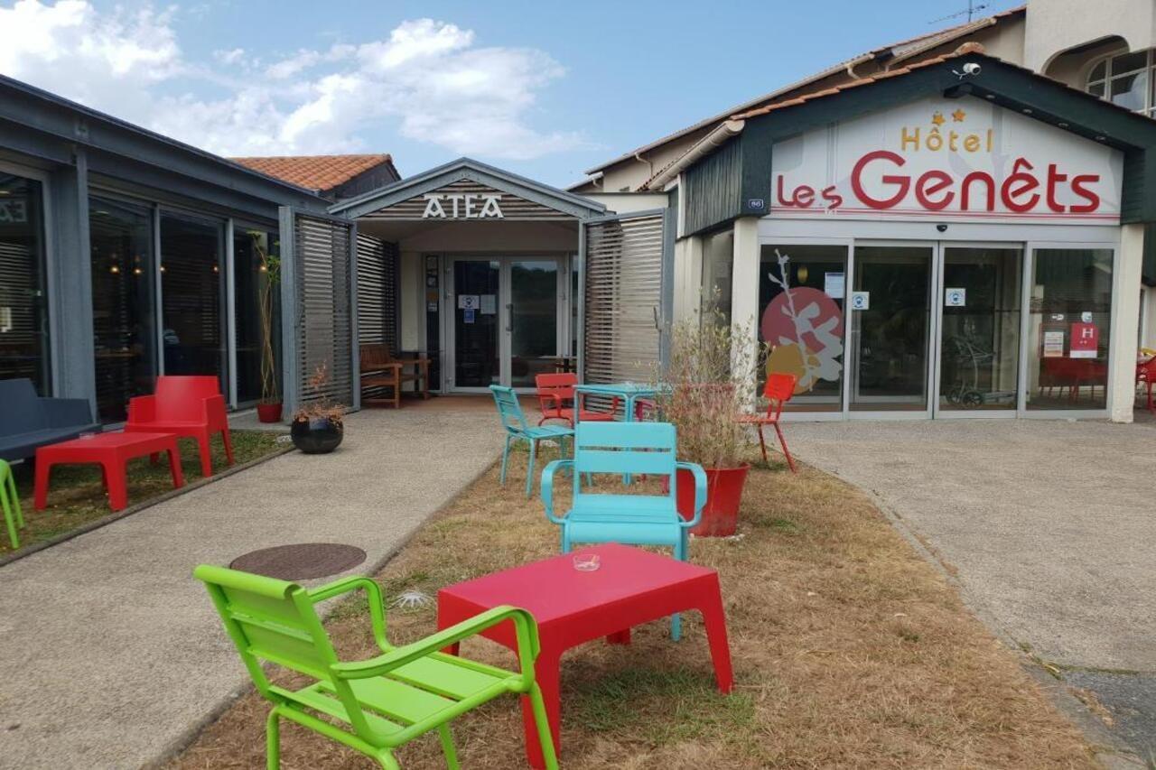 Hotel Les Genets Lahubiague Kültér fotó