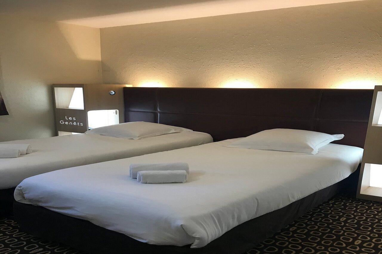 Hotel Les Genets Lahubiague Kültér fotó